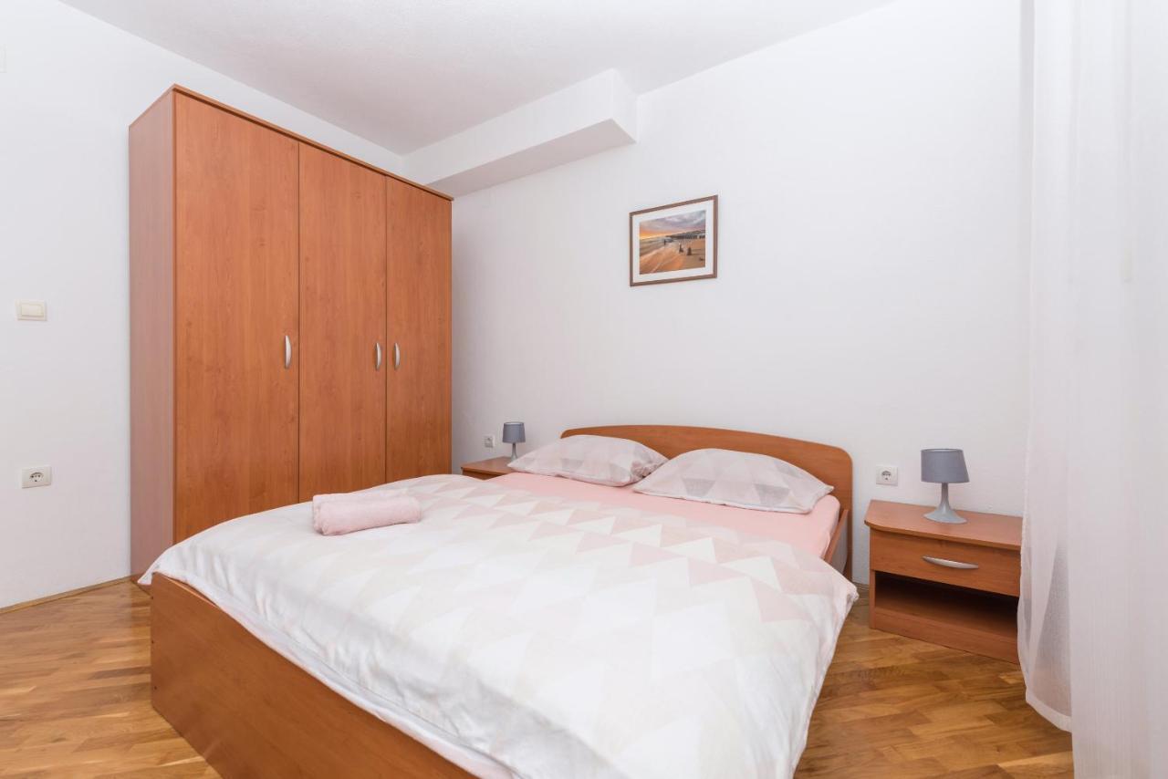 Skiljini Dvori - Apartman Makarska Buitenkant foto